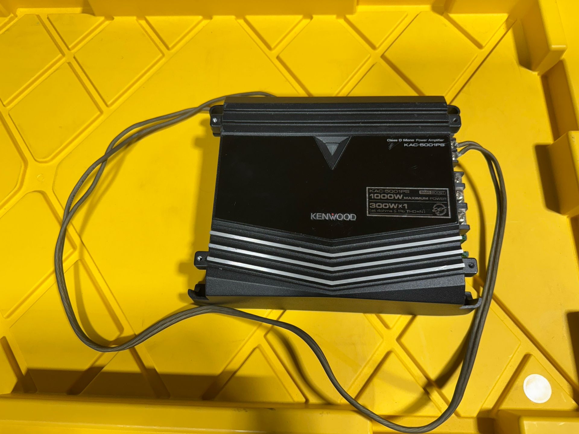 Kenwood 1000w Amp