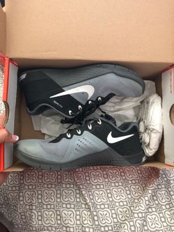 Women’s Nike Metcon Training shoes size 5.5