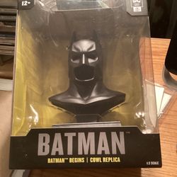 Batman Begins Cowl Replica Action Figure 