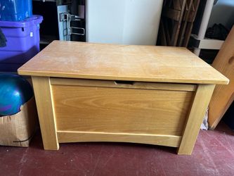 Toy Box/Bench with Storage