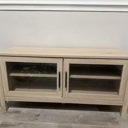 Mainstays Glass Door TV Stand for TVs up to 55", Spring Pine