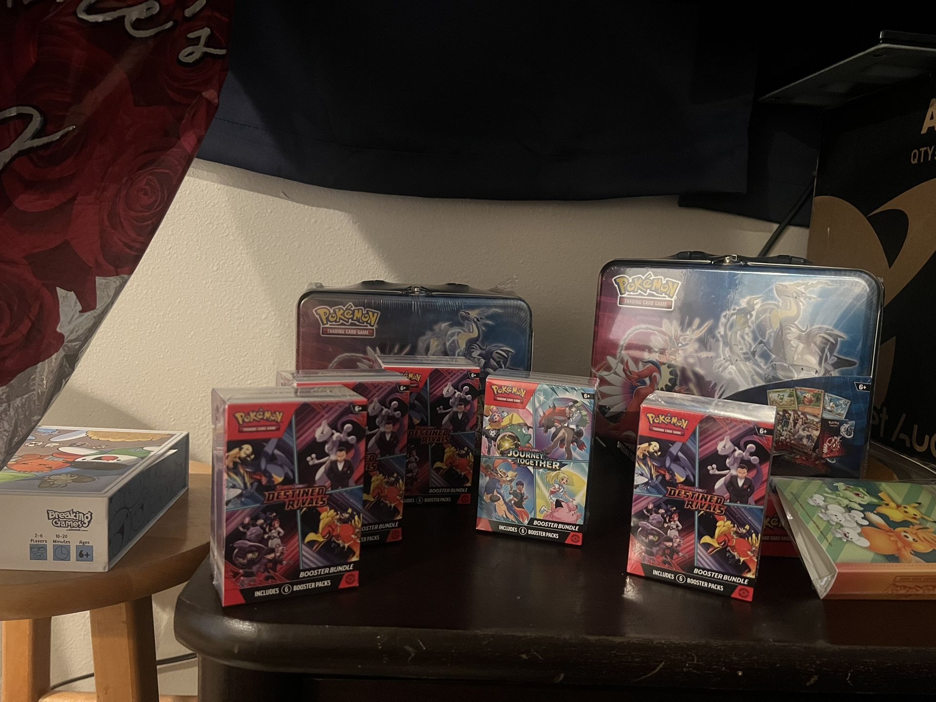 Pokemon Destined Rivals - 2023 Lunch Tin