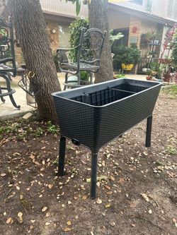 3 Keter Self Watering Raised Beds-$40 each/3 for $100 CASH