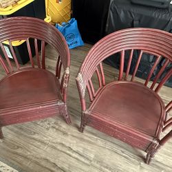 Burgundy Wicker Patio Furniture/seats 