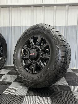 Gmc Sierra AT4  2500 Wheels On Toyo 37