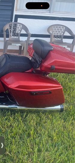2024 street glider Harley sattle bags