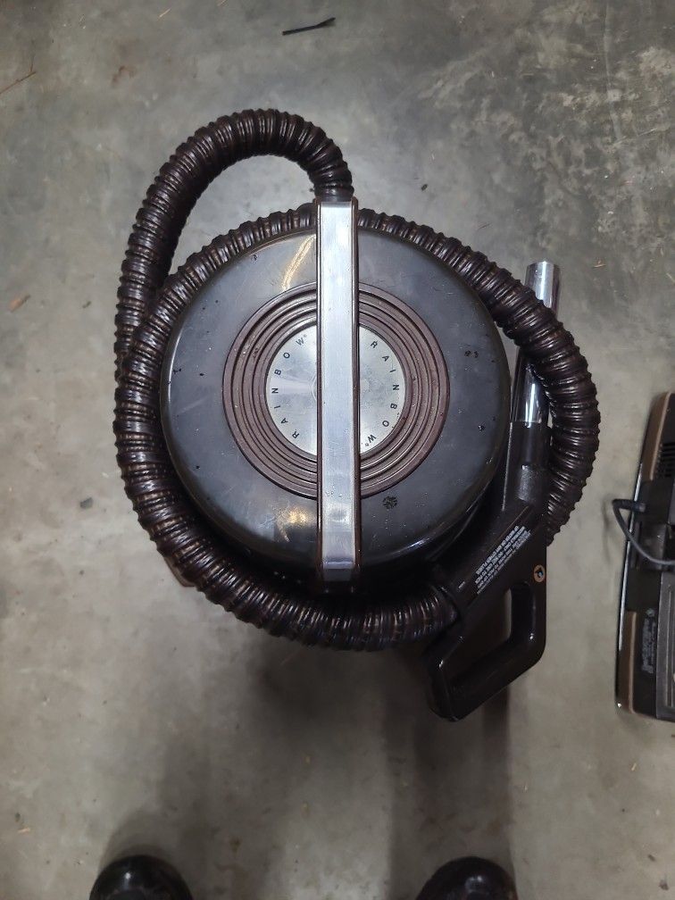 Rainbow D3C Canister Vacuum Cleaner With Hose And Power Nozzle