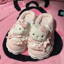 Hello Kitty Slippers