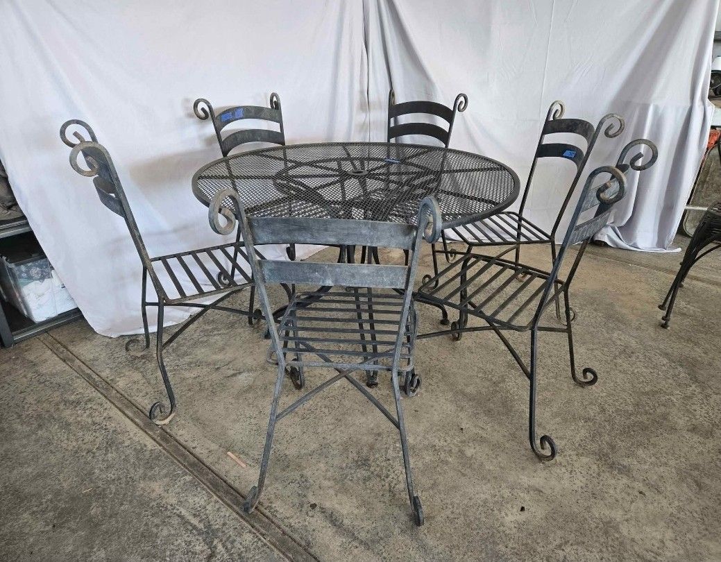 Heavy Outdoor Wrought Iron Patio Set w/Paint