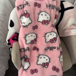 Hello Kitty Blanket