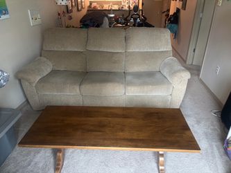 Recliner couch