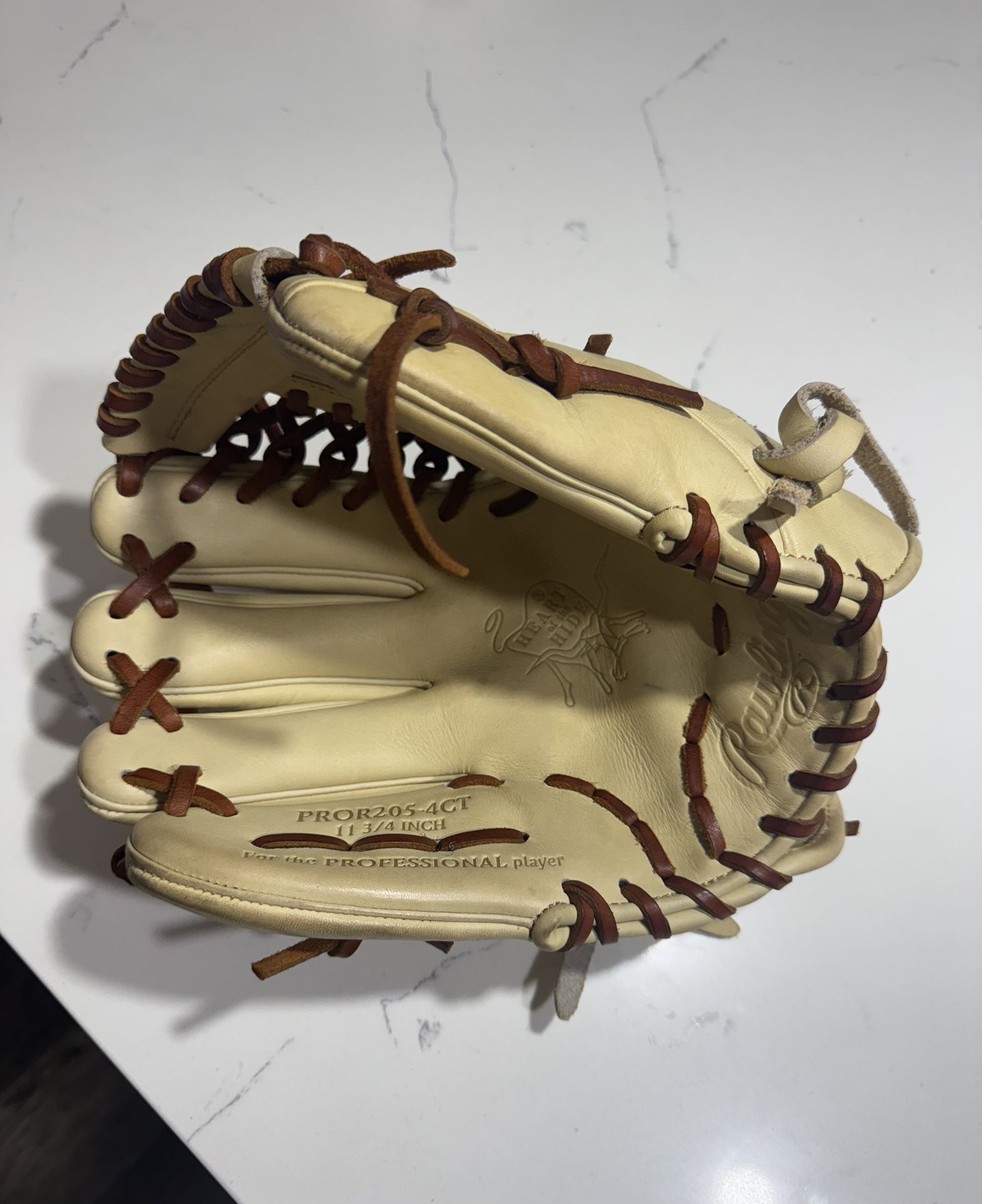 Rawlings 11.75'' Heart of the Hide R2G Series Baseball Glove (Left Hand Throw)