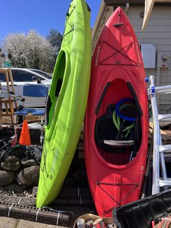 2 Kayaks + Paddles + Life Jackets + Roof Rack – Full Set Ready to Use