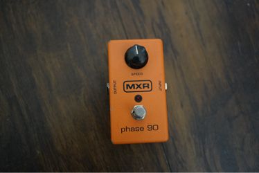 Mxr phase 90 guitar pedal