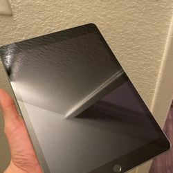 iPad 9th Gen 64gb