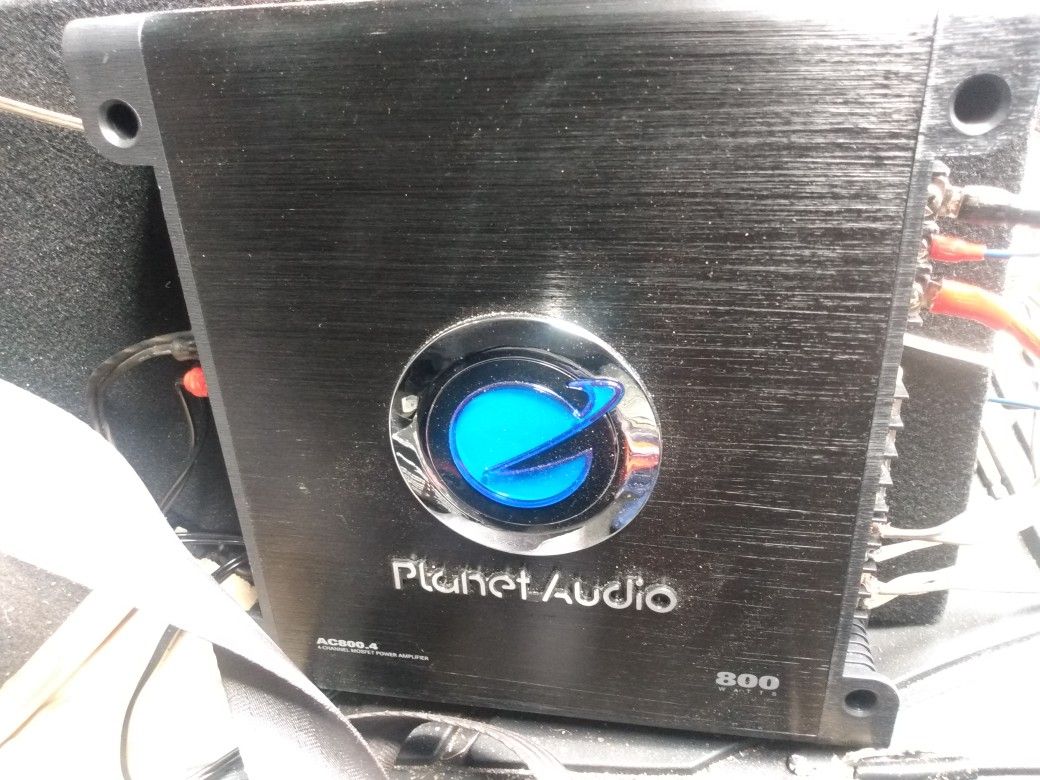 Planet Audio Amplifier