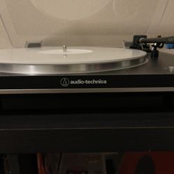 Audio-Technica - AT-LP7OXBT-BS - Black/Silver 