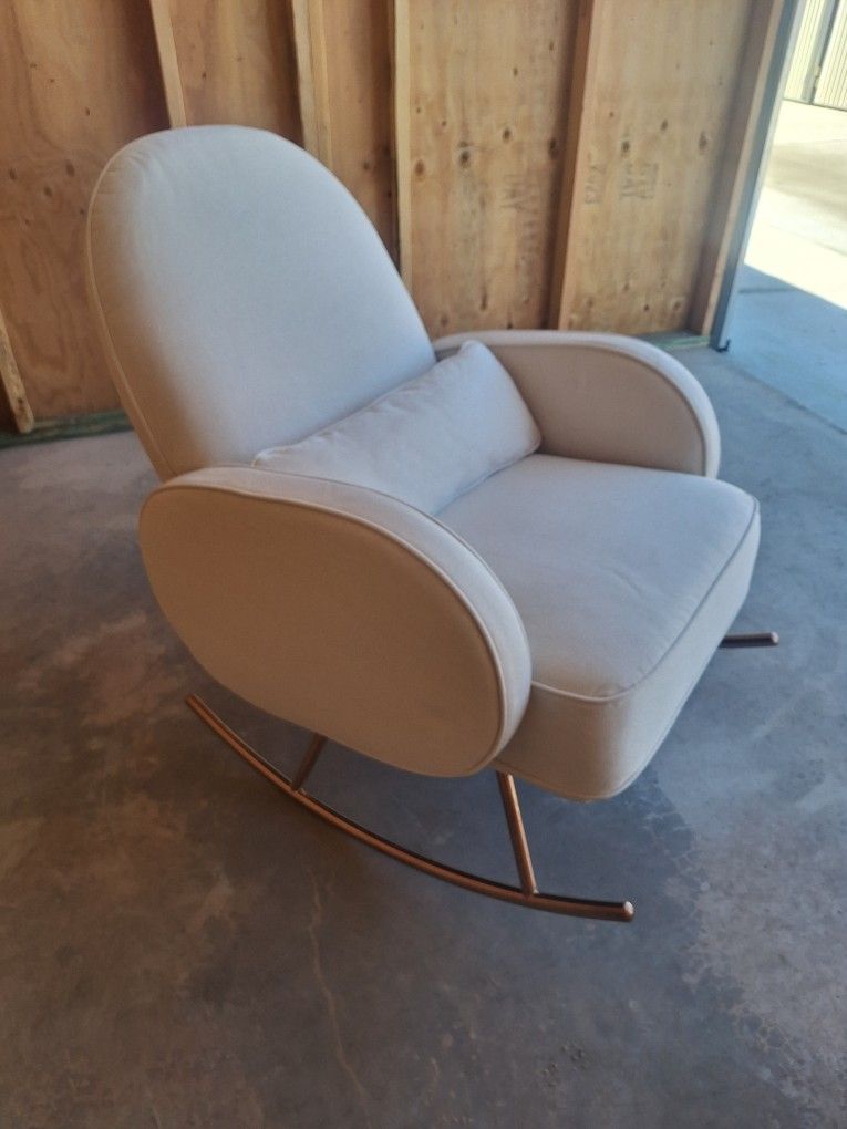 Nursery Works Compass Rocker in Performance Cream