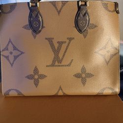Louis Vuitton MM OnTheGo Tote Reverse Monogram Giant