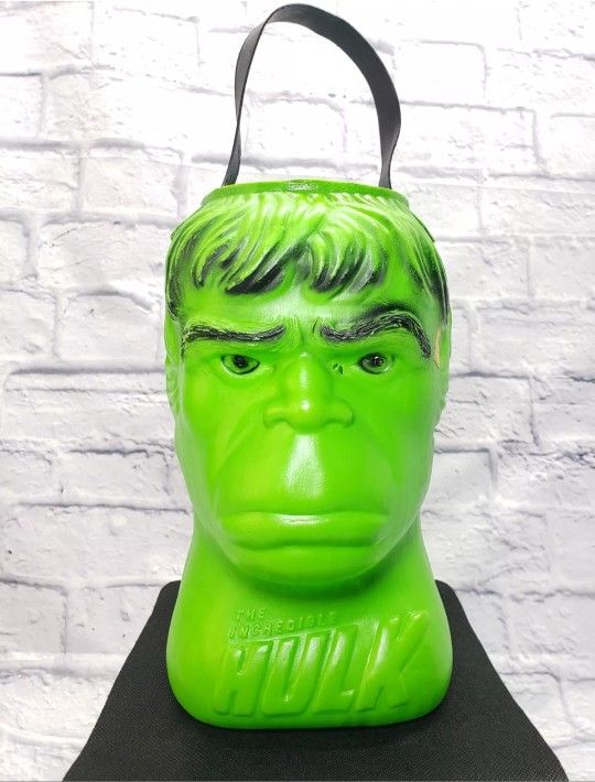 VINTAGE HULK HALLOWEEN BUCKET 