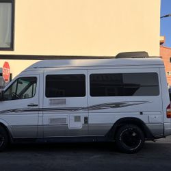 2006 Sprinter Roadtrek SS Agile Class B 