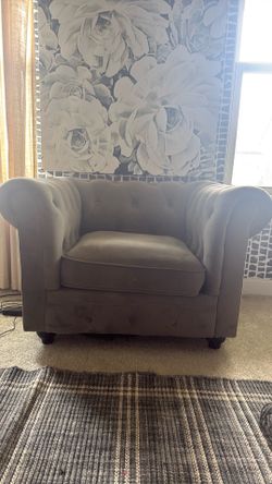 Luxury Gray Chesterfield Armchair