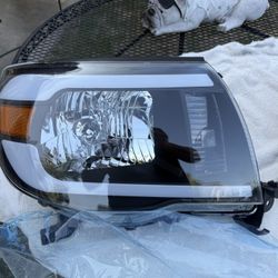 05-11 Toyota Tacoma Black Dual LED Strip Headlights