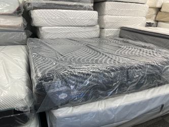 Holiday Sleep Wrap-Up – Christmas Mattress Offers Before the New Year