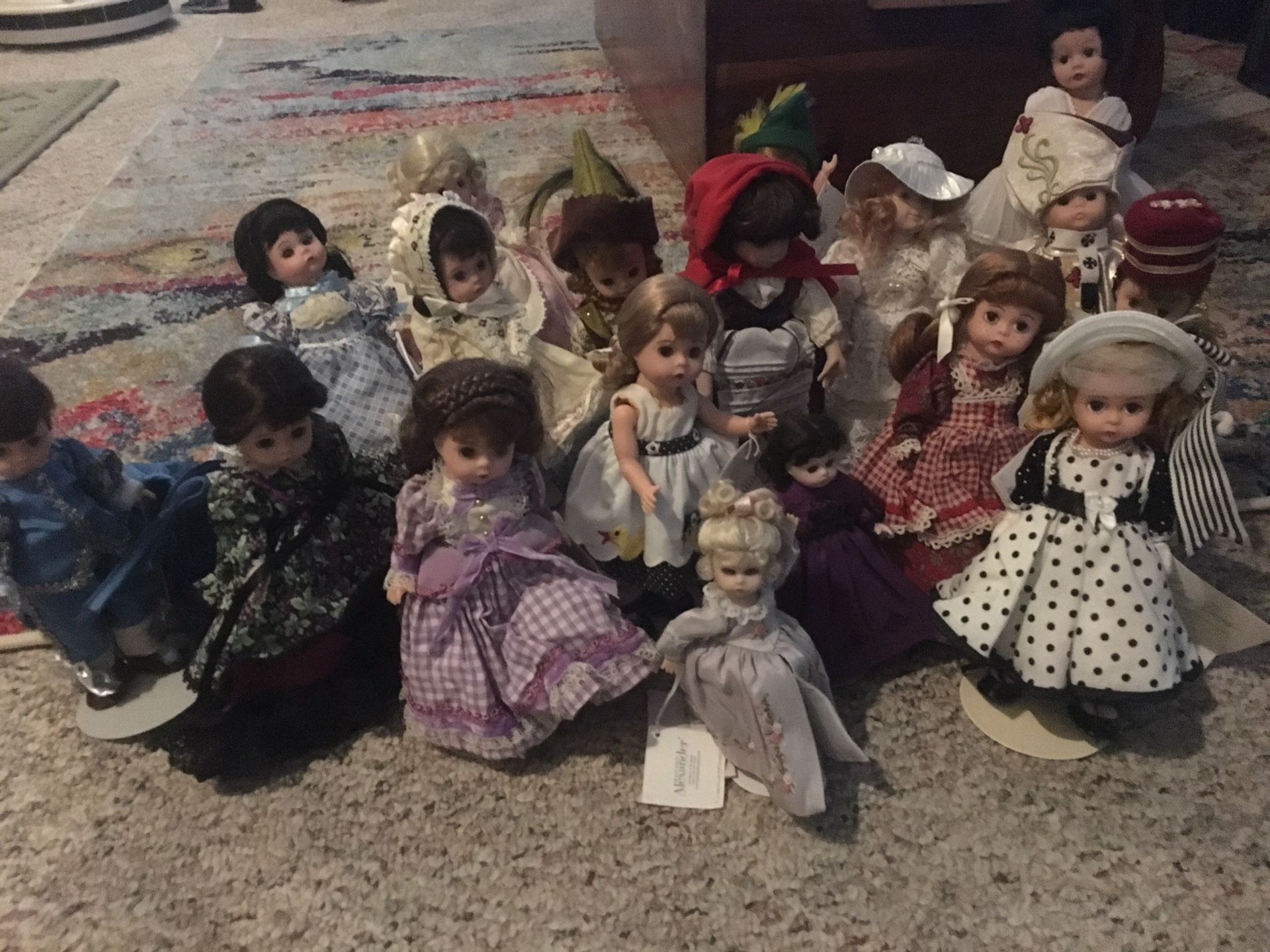 Madame Alexander dolls-Lot of 15 different ones...all for 300.00