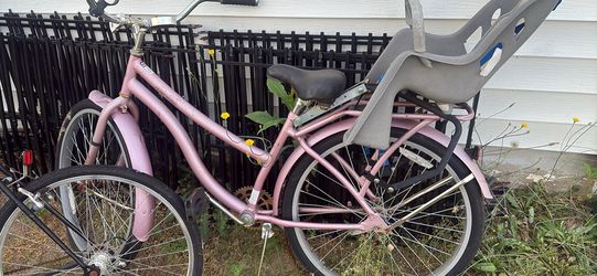 2 outside bikes