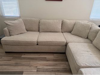 Sectional couch