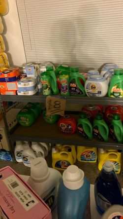 Laundry Detergent Lot – Tide, Gain, All estate garage sale