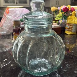 Glass container