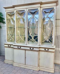 Gorgeous High End Vintage Karges Bubble Glass Lighted Breakfront Two Piece China Cabinet