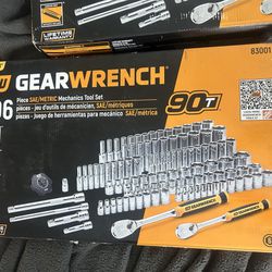 Gear Wrench  106 Piece  Mechanic Tool Set
