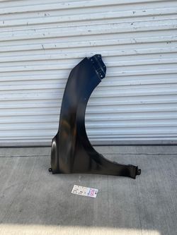 2018 2021 HONDA CLARITY RIGHT SIDE FENDER OEM