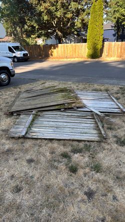 FREE - old cedar fence for kindling… one pt board attached can not be burned…