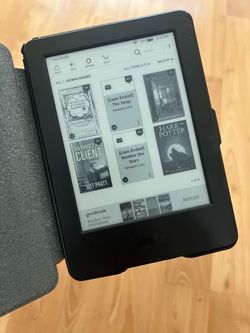 Amazon Kindle 7th Gen 6" Touchscreen E-Reader (Wi-Fi) w/ Protective Case