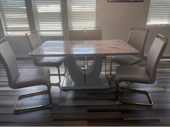 Marble Dinning Table set