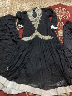 Used few hours maxi party dress medium size