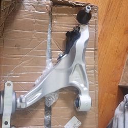 Infiniti G37 /M37 / M56 Rwd Control Arms Parts