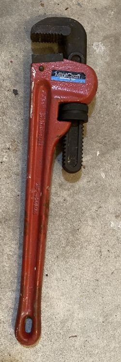 Mintcraft heavy duty wrench 18”