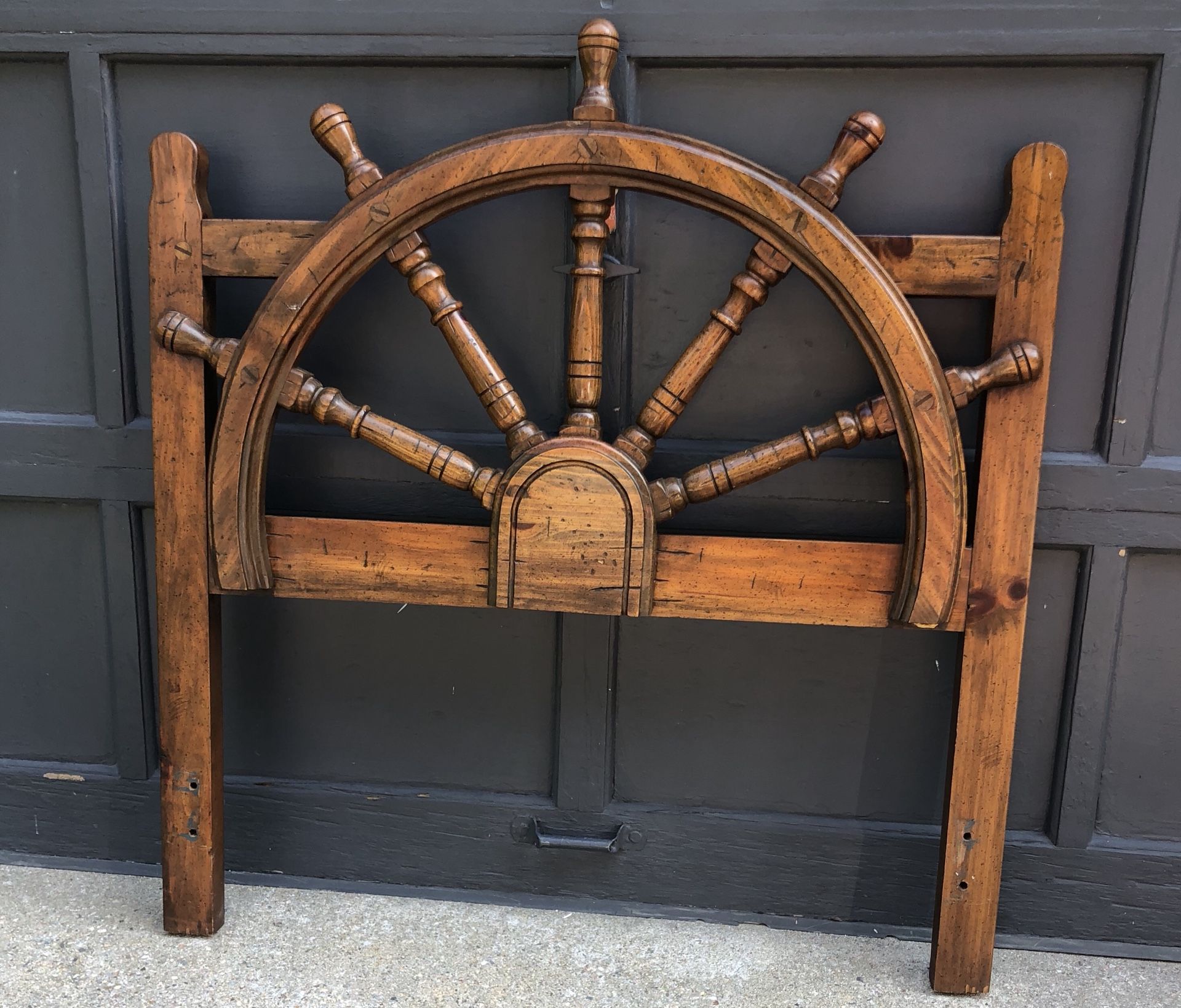 Ship wheel headboard, for twin/single/childrens/ toddlers bed