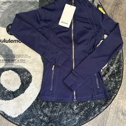 Lululemon 