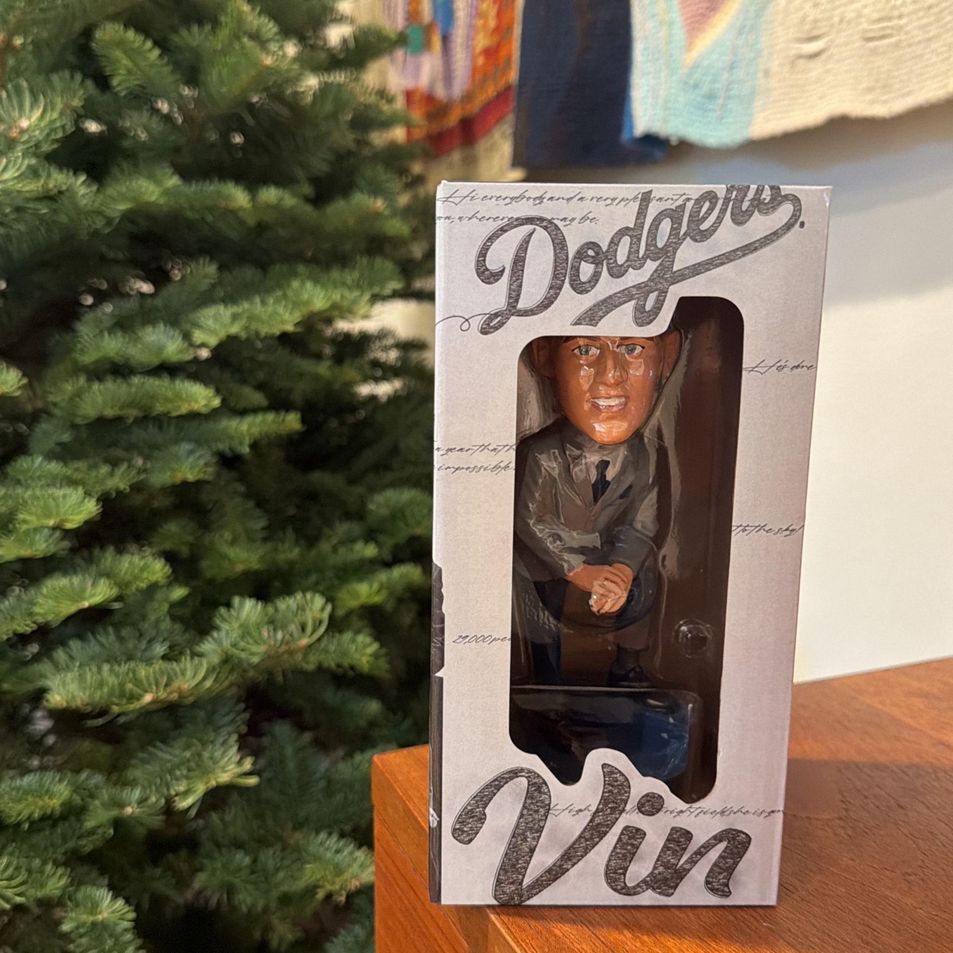 Dodgers Vin scully Bobble head - New
