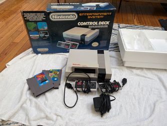 Original Nintendo NES Control Deck in Original Box + 2 Games
