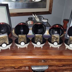 5 Pokeballs That are Gold Plated And All Still Have The Authenticity Along With It. 