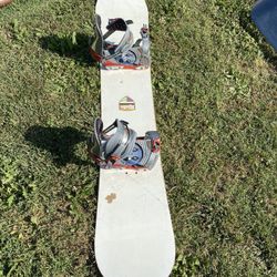 Snowboard And Bindings 155cm 