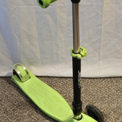 Jetson Jupiter Mini (Green & Black) Kids #TWN8P11(contact info removed)1 3-Wheel Light-Up Scooter