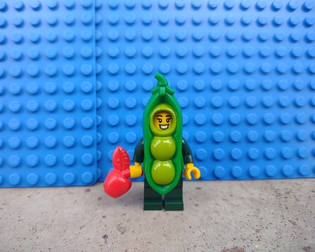 LEGO Series 20 Minifigures Peapod Costume Girl 71027